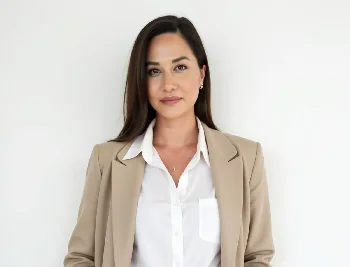 Nilufar Pashaee